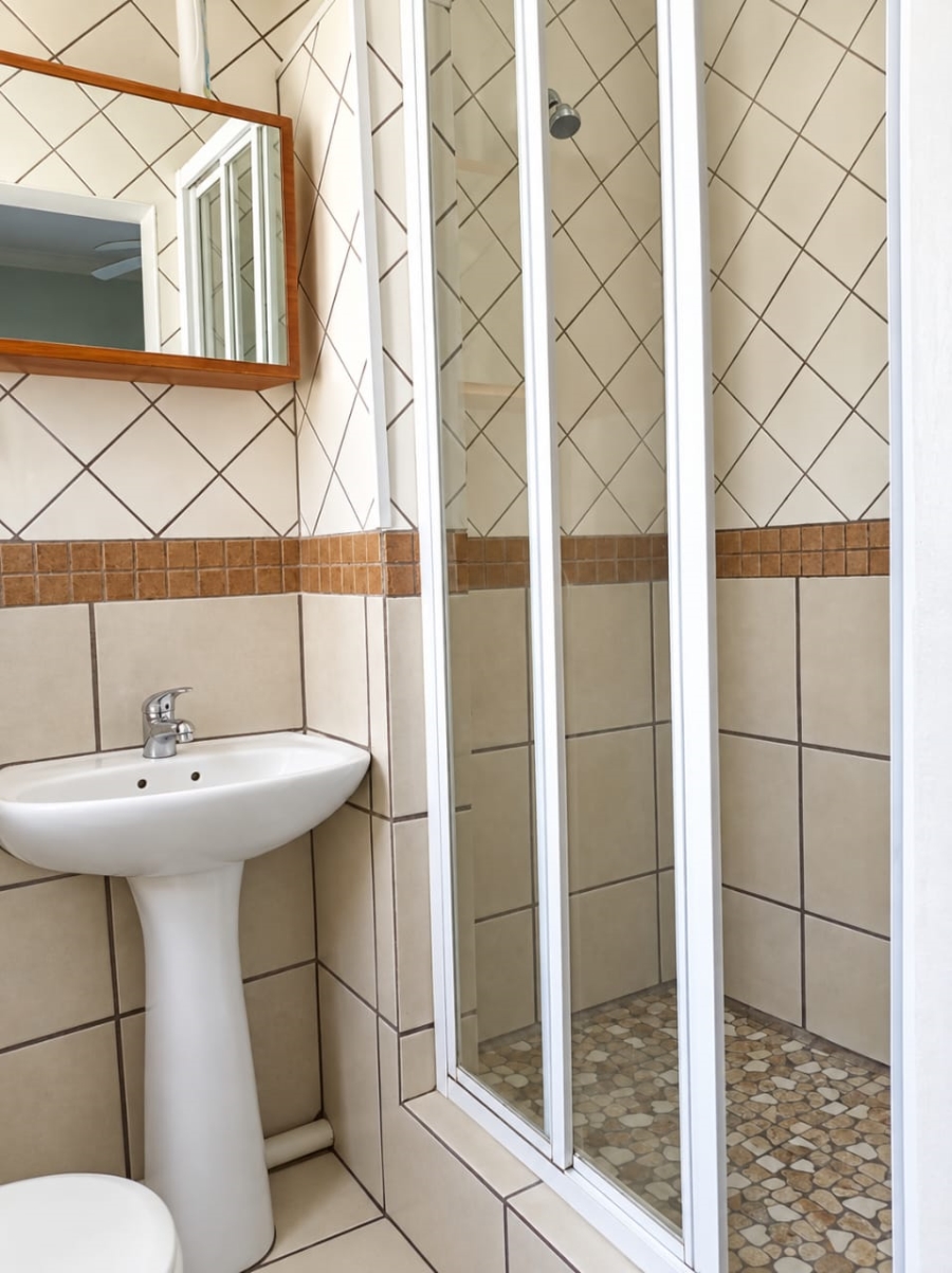 3 Bedroom Property for Sale in Kroonheuwel Free State